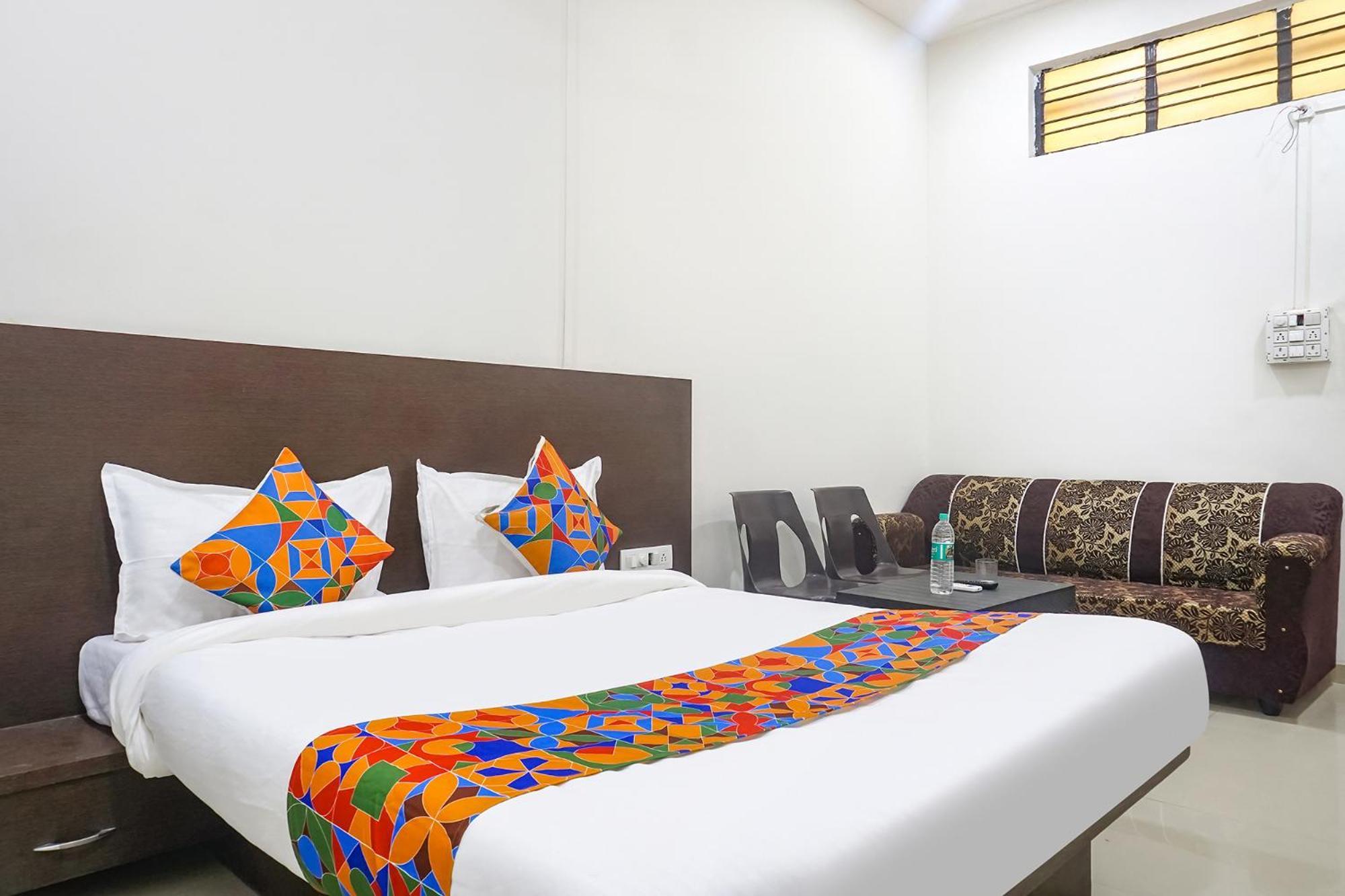 Fabhotel Om Sai - Nr Nashik Railway Station מראה חיצוני תמונה