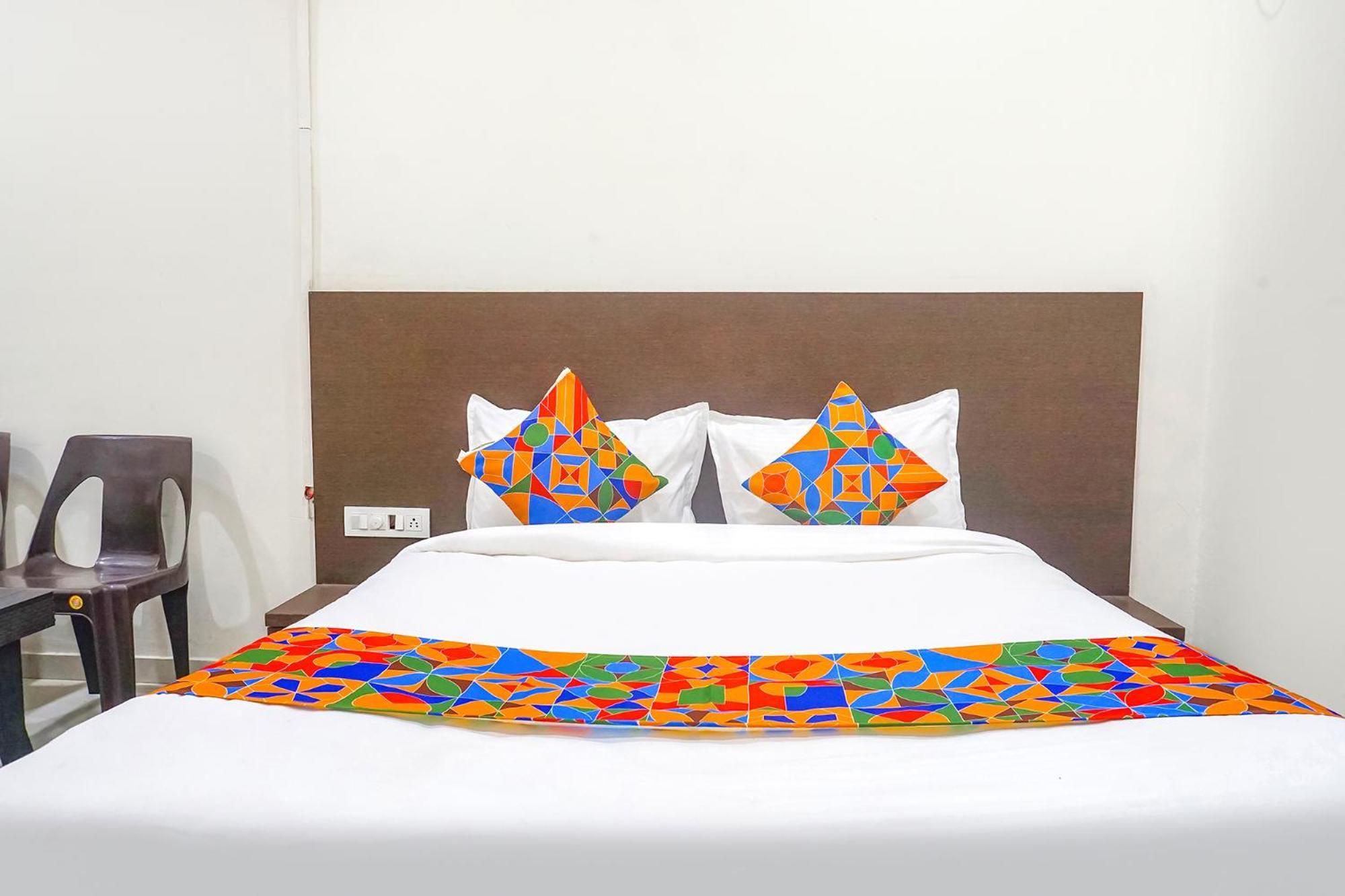 Fabhotel Om Sai - Nr Nashik Railway Station מראה חיצוני תמונה