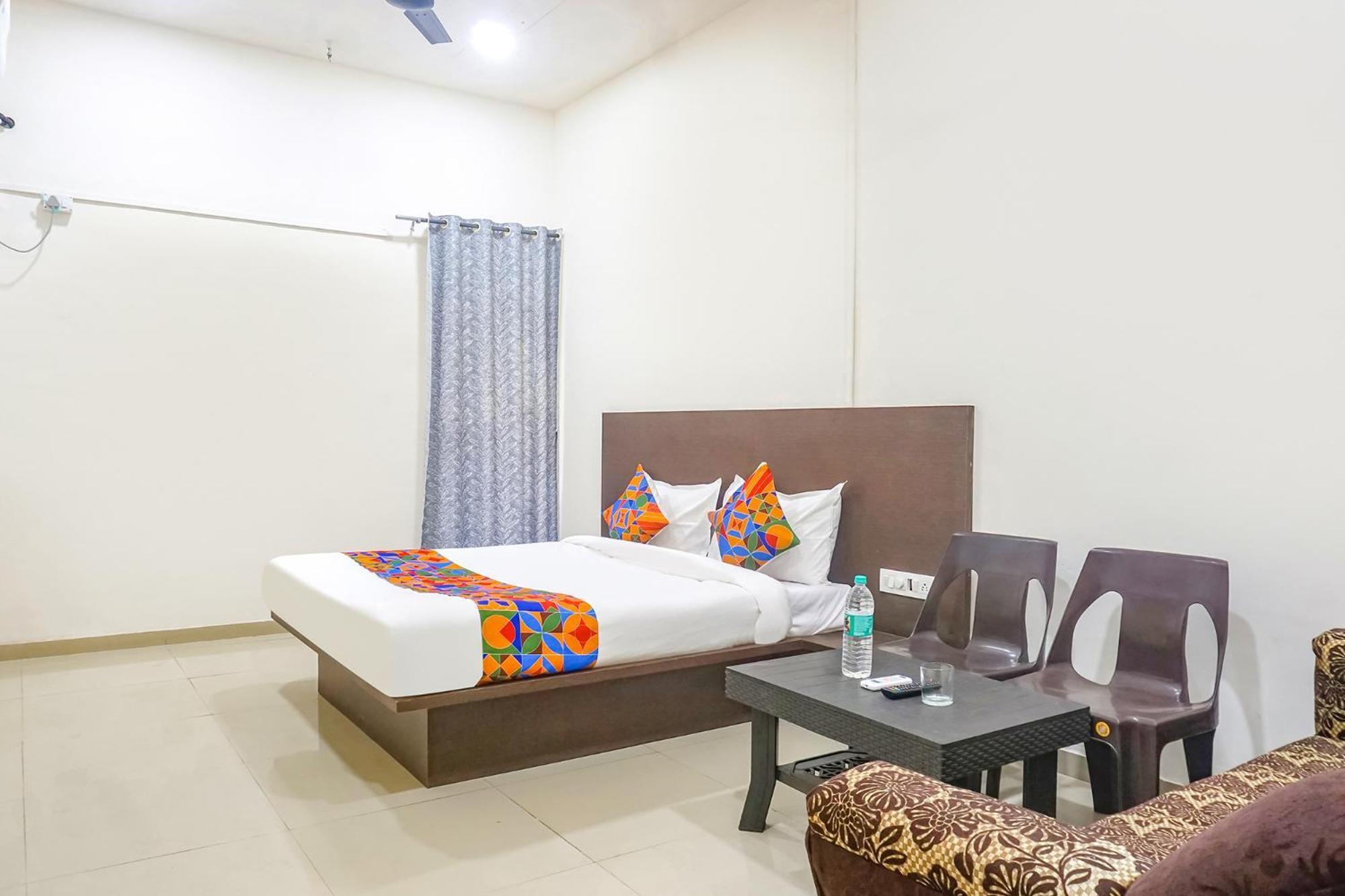 Fabhotel Om Sai - Nr Nashik Railway Station מראה חיצוני תמונה