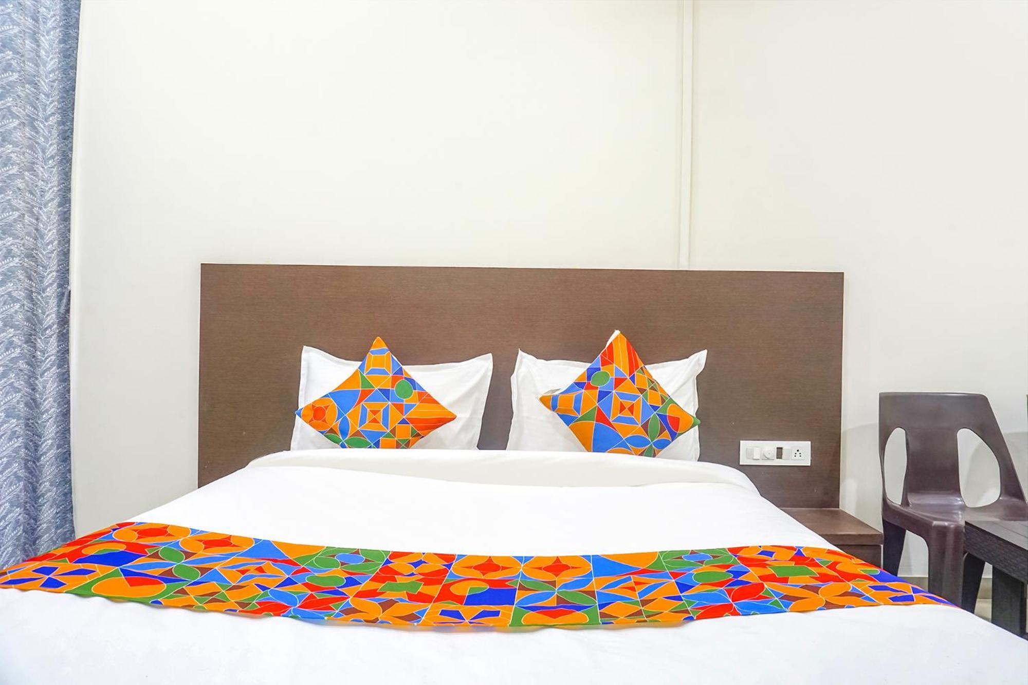 Fabhotel Om Sai - Nr Nashik Railway Station מראה חיצוני תמונה
