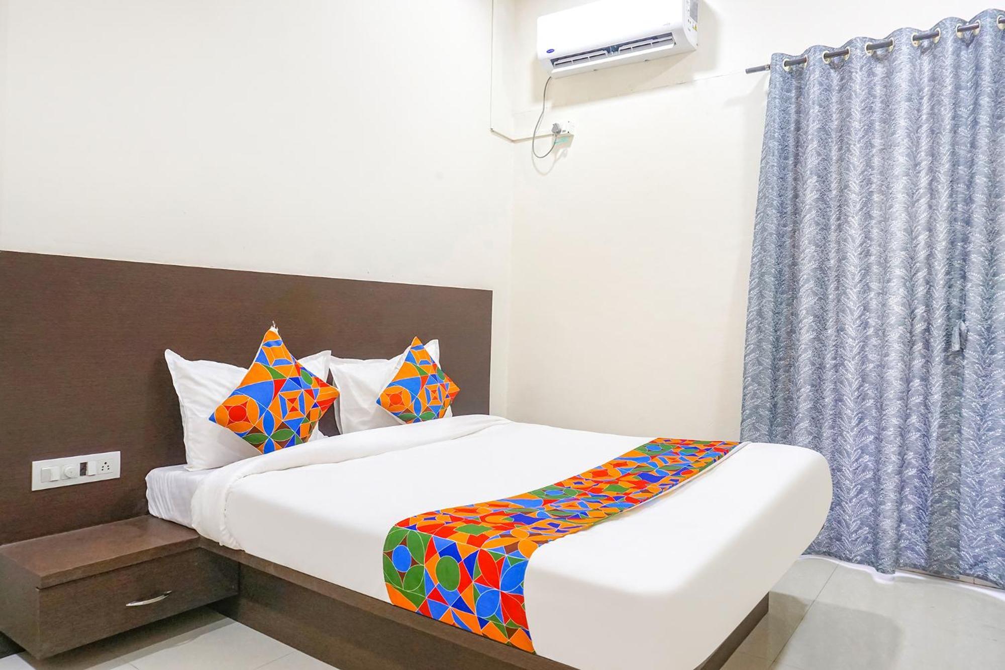 Fabhotel Om Sai - Nr Nashik Railway Station מראה חיצוני תמונה